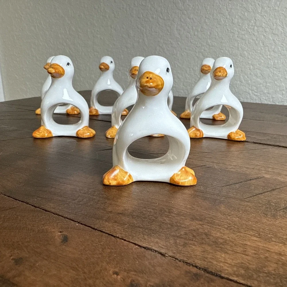 Pre Owned Vintage Set Of 8 Adorable White Ceramic Duck Napkin Holders
